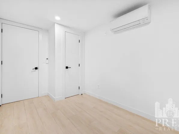 161 East 89th Street image 19 of 22