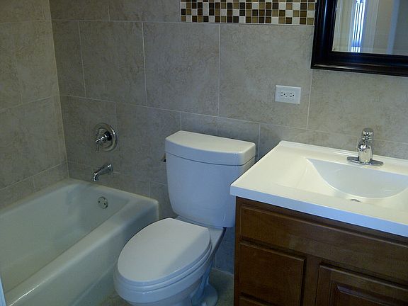 2nd image of 114 Klein Creek Ct APT 1A