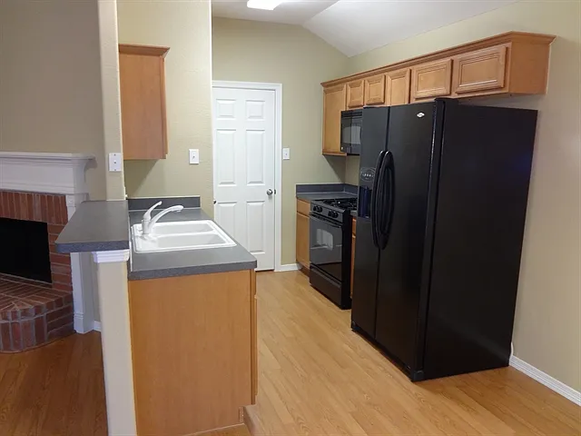 108 Laurel Meadow Ct — Photo 2
