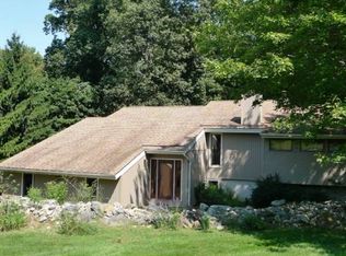 12 Cottage Ln, Sparta, NJ 07871