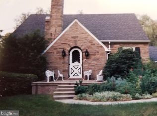 2466 High Rd, Huntingdon Valley, PA 19006