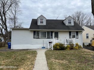 571 Hopping Road, Belford, NJ 07718