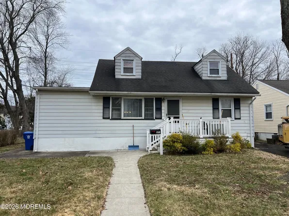 571 Hopping Road, Belford, NJ 07718