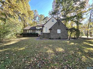 1425 Hickory Ln NE, Arab, AL 35016