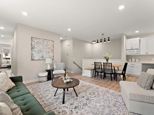 2450 County Road D W, Saint Paul, MN 55112