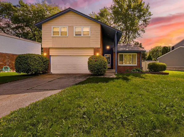 42195 Park Ridge Rd, Novi, MI 48375