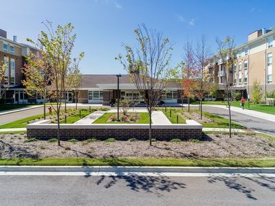 2150 Founders Dr #P109, Northbrook, IL, 60062