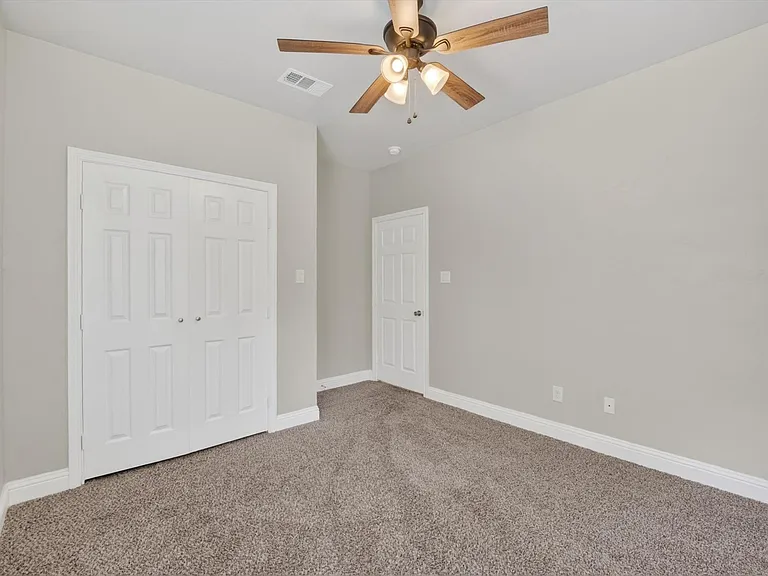 4404 Harris St — Photo 13