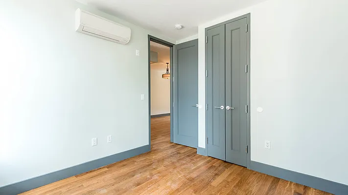 Rented by Nooklyn NYC LLC | media 5