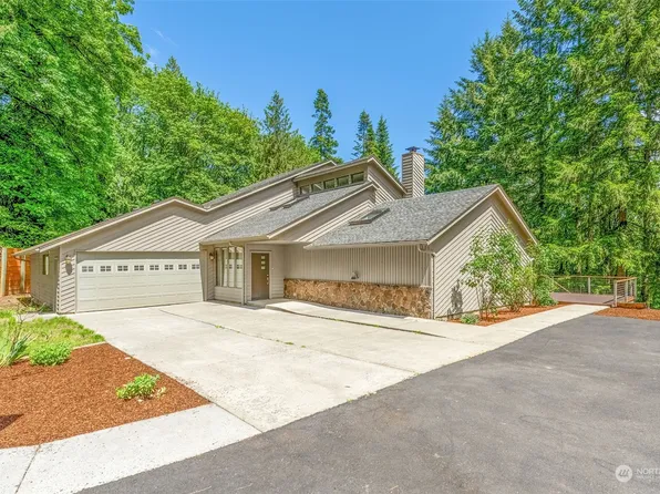 2426 Westside Highway, Castle Rock, WA 98611