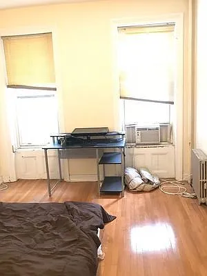 Rented by null | media 8