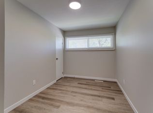 Southwoods Village, Edmonton, AB T6E 3G1