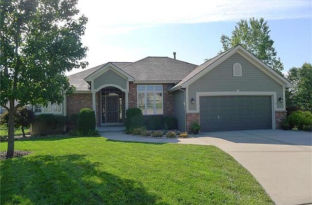 1st image of 1547 Carriage Cir