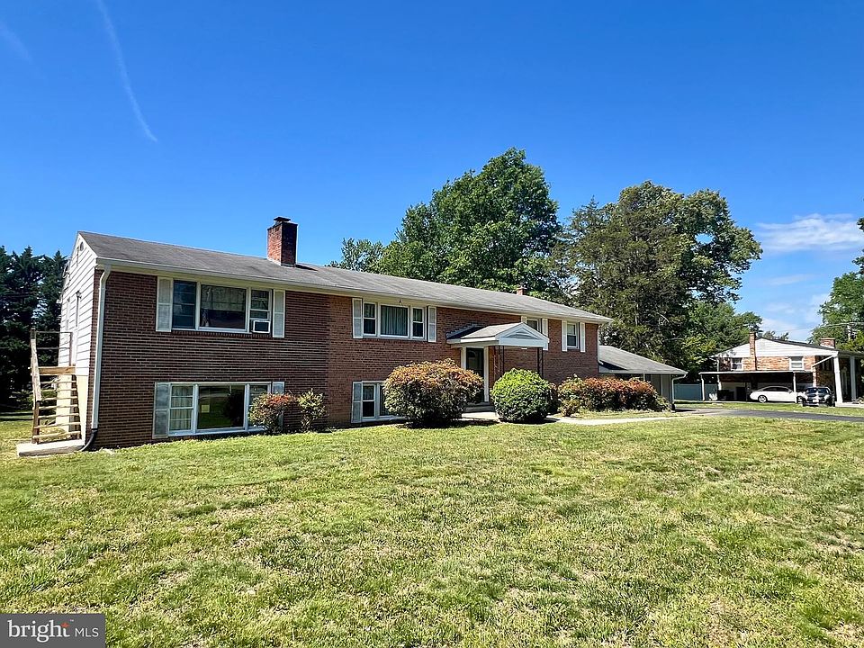 1st image of 10955 Lawrence Dr