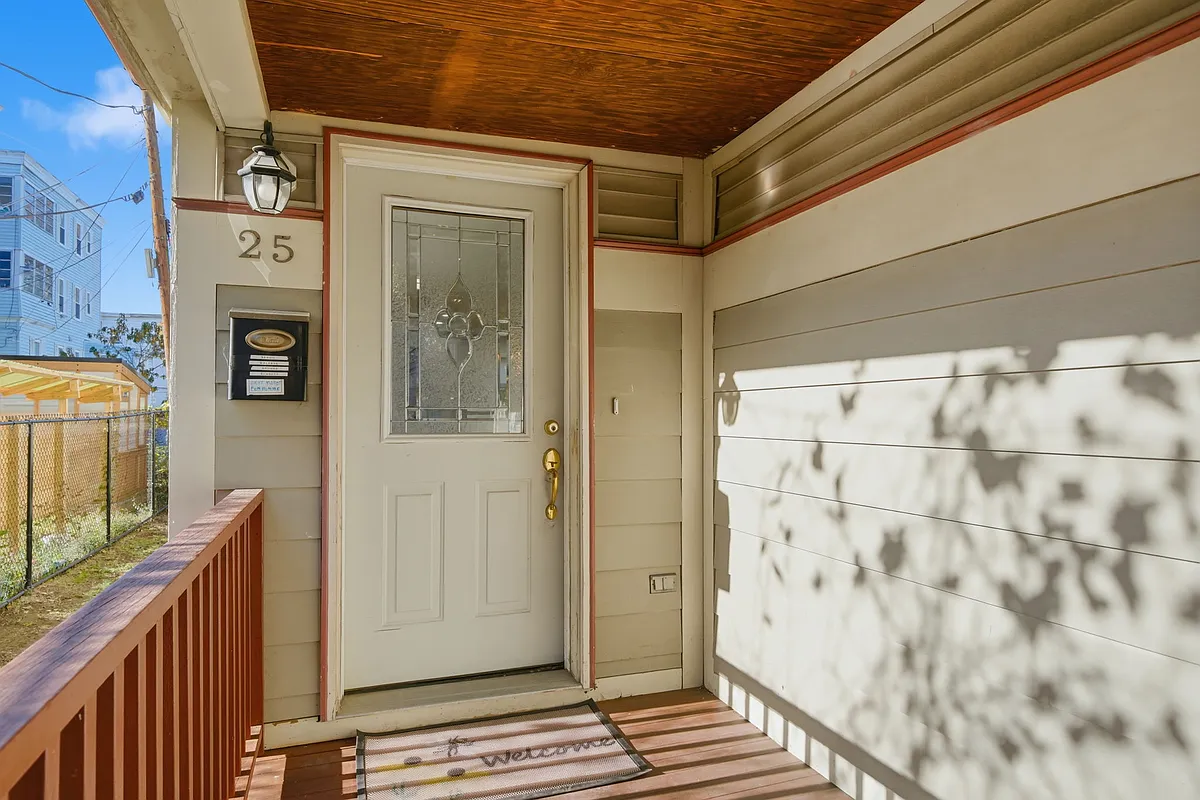 Building Photo - 25 Sutton St #25