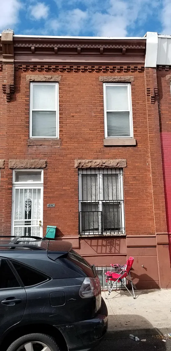 2428 S Sheridan St photo 1