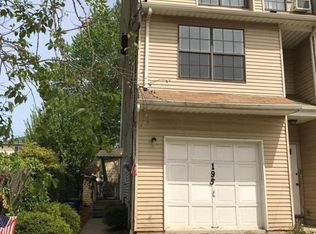 195 Graves St, Staten Island, NY 10314