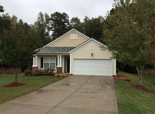 2208 Golden Larch Ln, Waxhaw, NC 28173