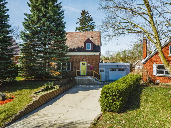 55 Vancamp Ave, Kitchener, ON N2M 1J1