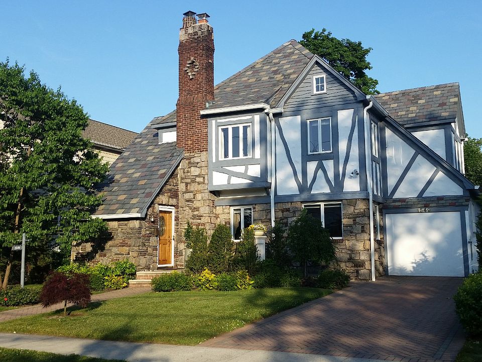 1st image of 1549 Hewlett Ave
