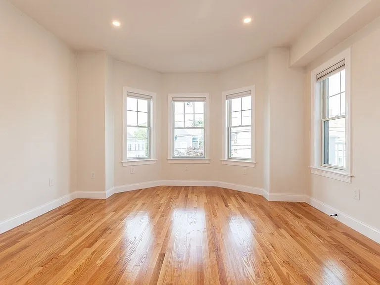 210 Adams St #3 — Photo 11