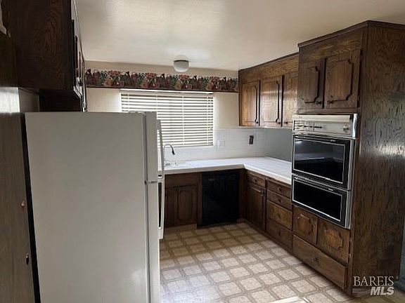 3rd image of 1238 Center Avenue