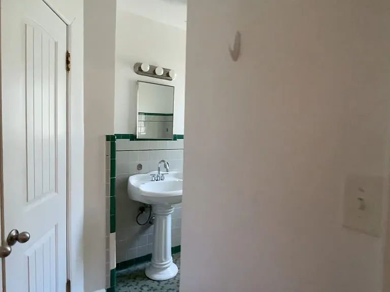 1029 W Hickory St #A — Photo 10
