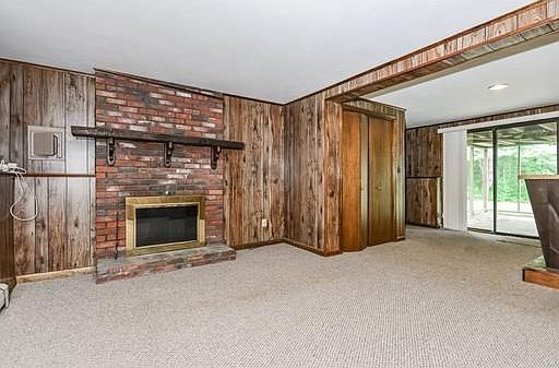 3rd image of 193 Rockland St