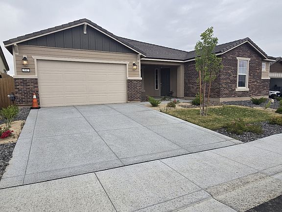 2nd image of 532 E Equinox Peak Ct