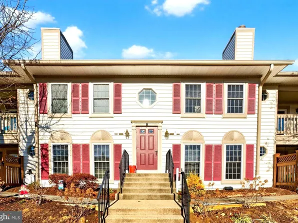 6903 Sandra Marie Cir #B, Alexandria, VA 22310