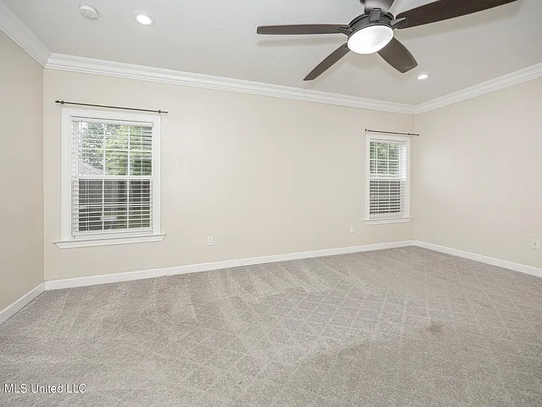 15208 Lisa Dr — Photo 24