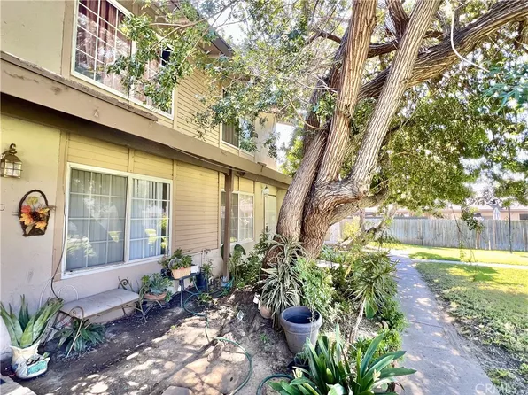 521 S Lyon St Unit 11, Santa Ana, CA 92701