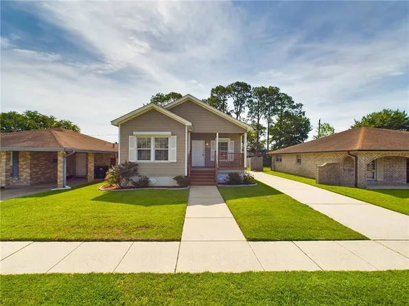 2921 Corinne Dr, Chalmette, LA 70043