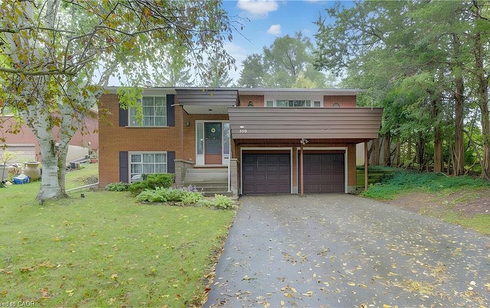 1st image of 350 Coleridge Pl