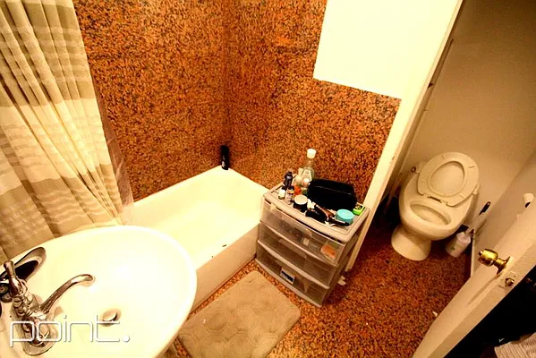 Rented by Point NYC | media 39