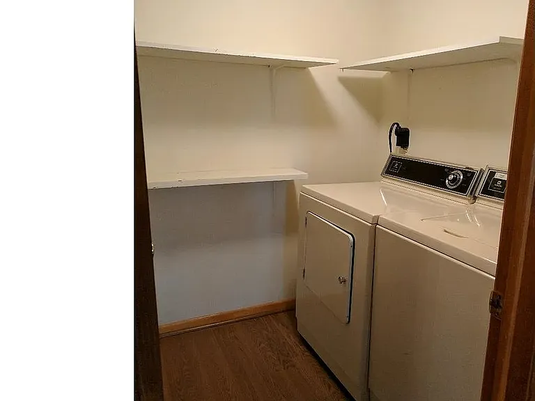 12 Ingham Way — Photo 7