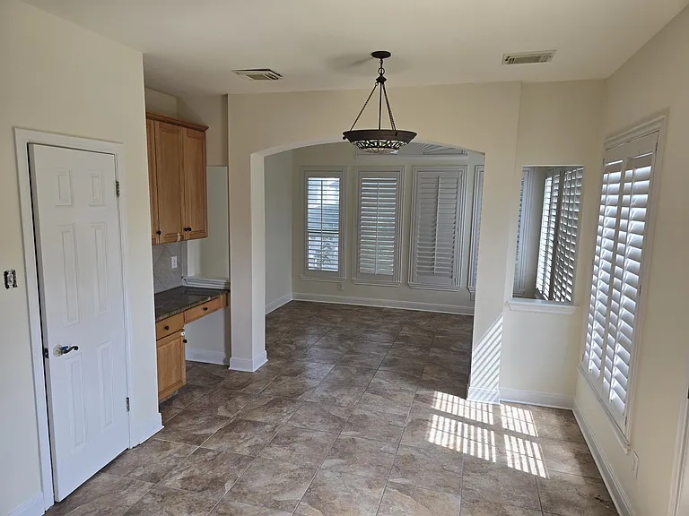 3800 Mira Vista Dr — Photo 6