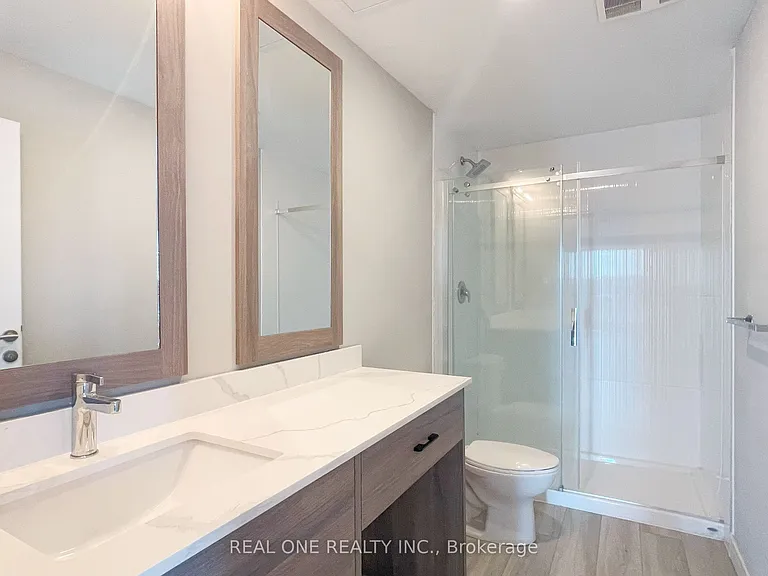 20 George St #2307 — Photo 16