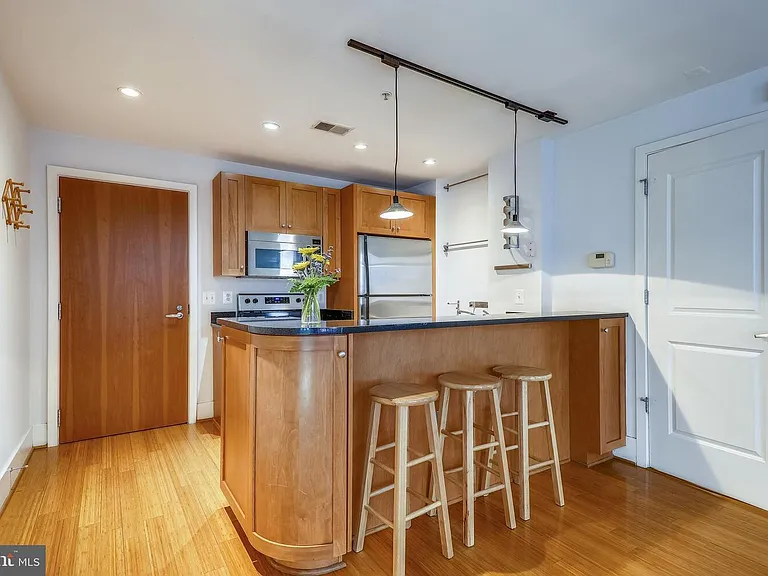 1440 Church St NW #305 — Photo 27