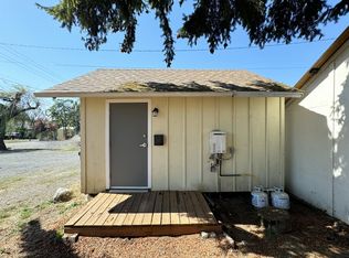 1080 S St #A, Springfield, OR 97477