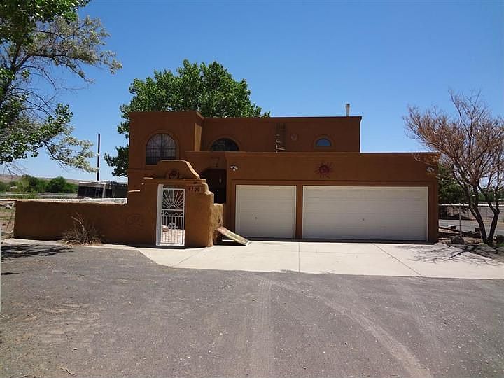 1st image of 700 Oja De Arbole Ct SW