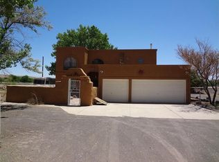 700 Oja De Arbole Ct SW, Albuquerque, NM 87105