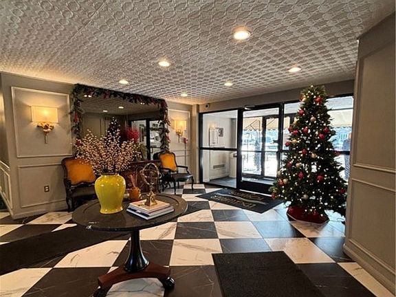 4th image of 11720 Edgewater Dr APT 808