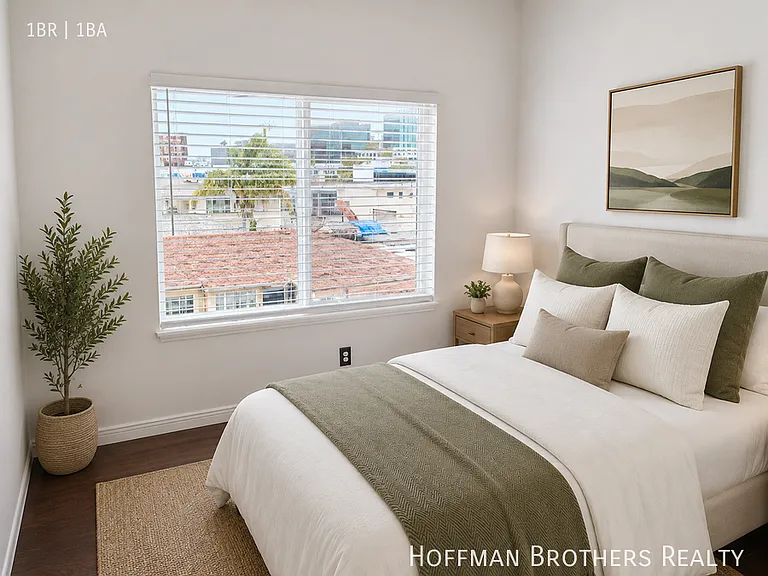 2436 S Federal Ave #8 — Photo 4