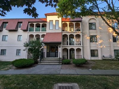 685 Oak St #1-10, Brockton, MA, 02301