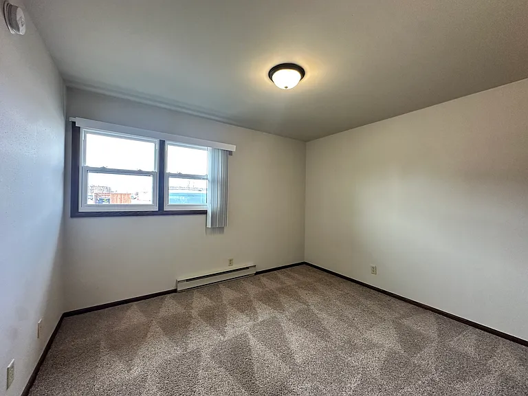 2703 Thomas Dr #16 — Photo 5