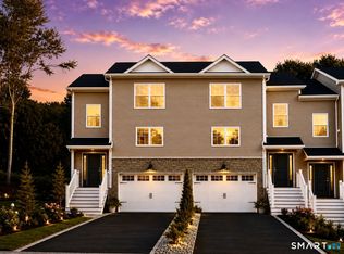 Ridge View Townhomes(Pending Verification), Seymour, CT 06483
