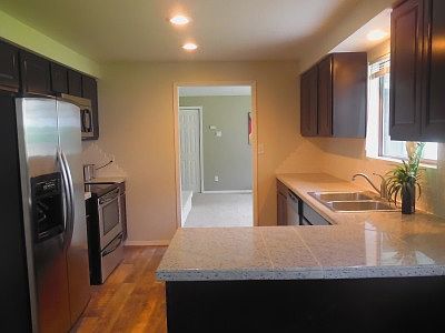 5th image of 5403 76th Pl NE