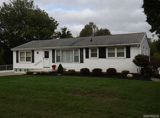 6647 Ridge Rd, Lockport, NY 14094