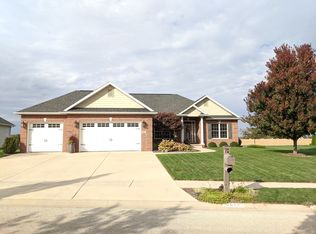 5817 Hedley Rd, Springfield, IL 62711